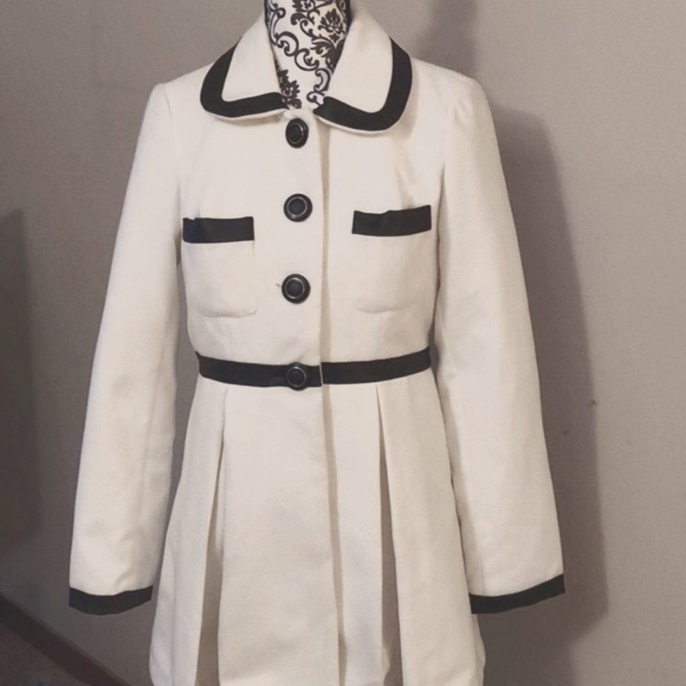 Candie's Stylish Jacket